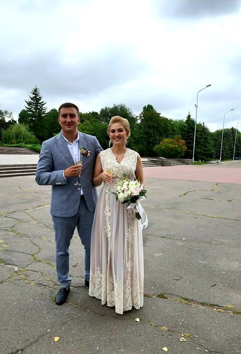 Продам свадебное платье