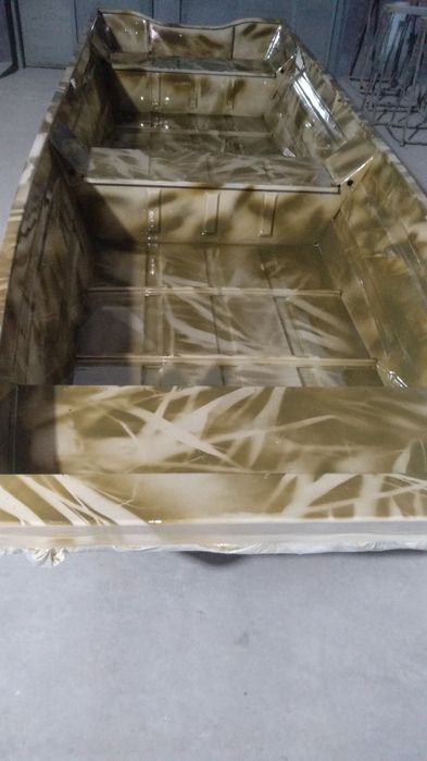 Продам лодку Казанка 6,болотоход