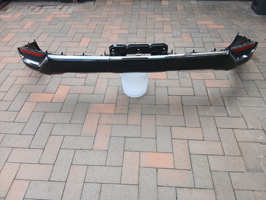 Бампер задний нижняя часть Toyota Land Cruiser 300