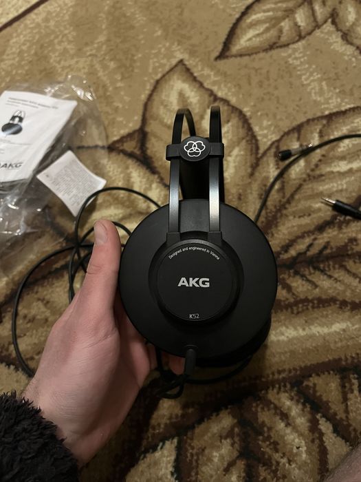 Наушники akg 52 мониторные