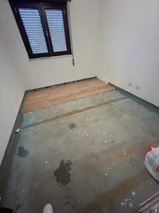 Aplicação profissional de chão flutuante