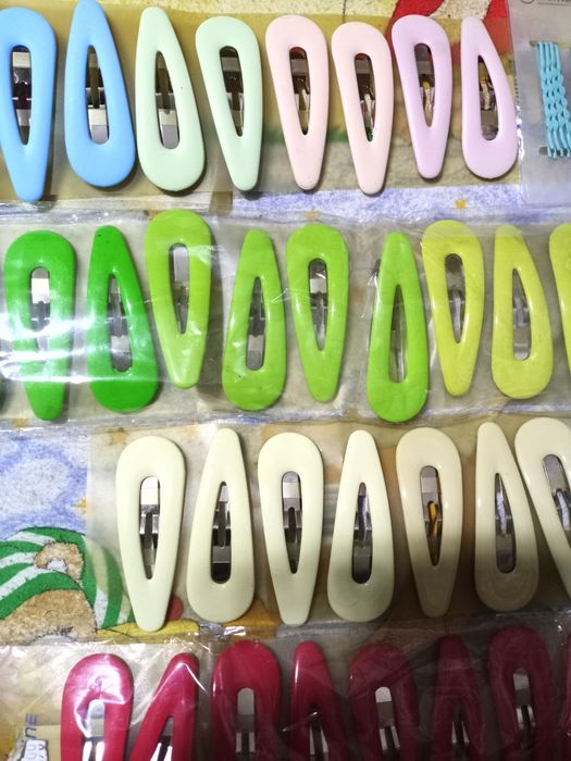 Ganchos e molas para cabelo