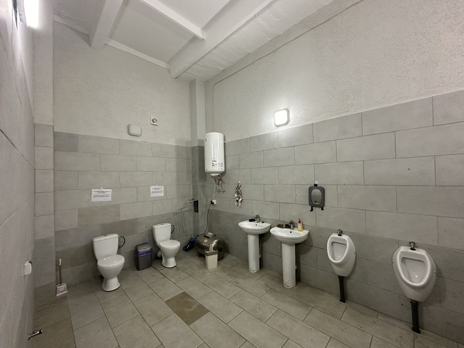 Паркінг TIR та спецтехніки