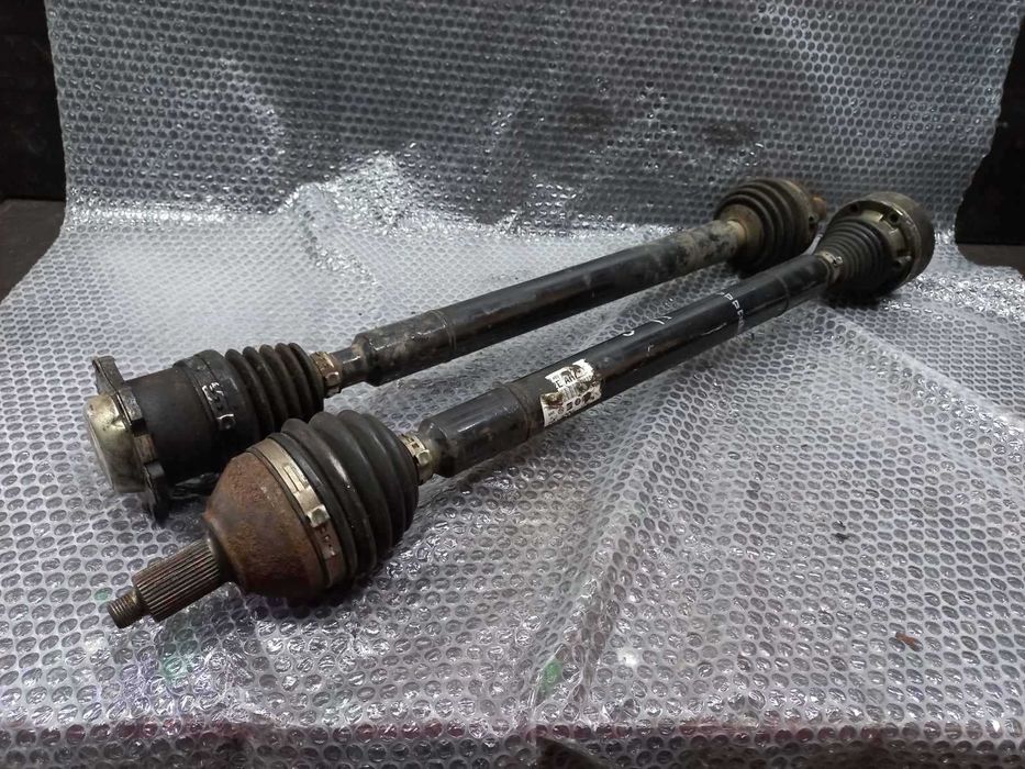 Полуось правая шкода фабия мк2 пиввись Fabia MK2 шруз кулака правий