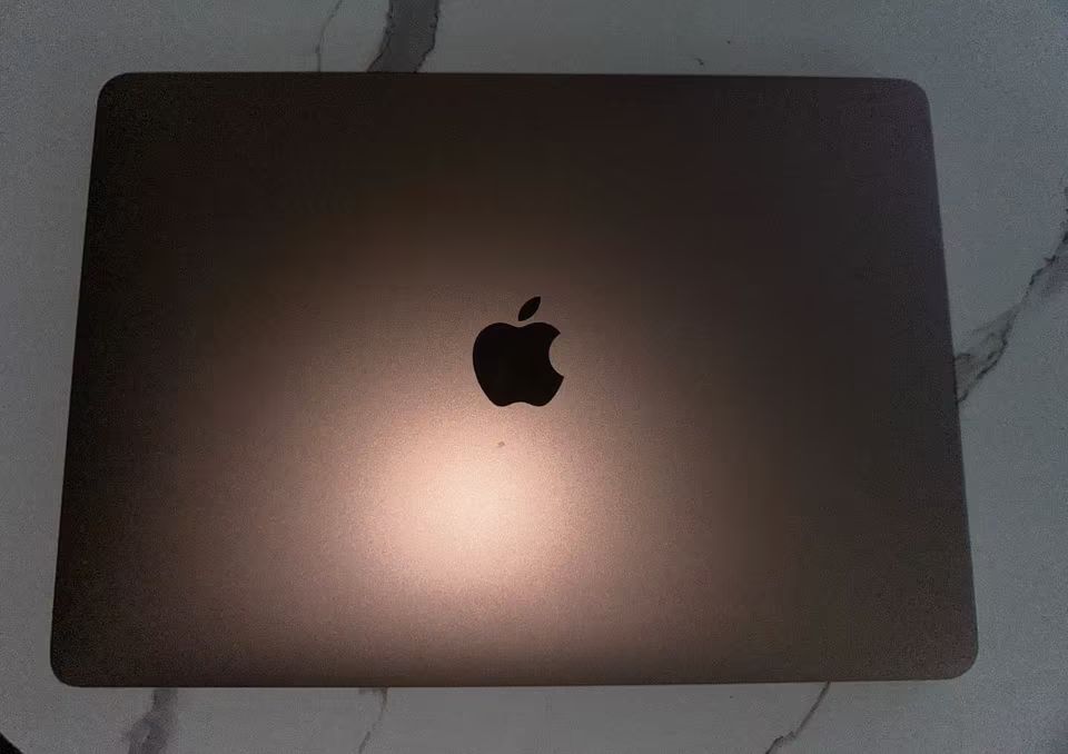 Apple MacBook Air 2020 Rose Gold + akcesoria
