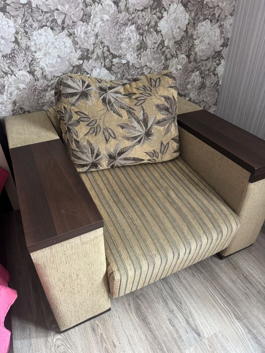 Крісло розкладне