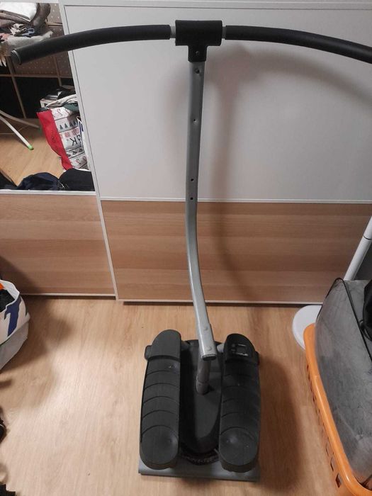 Step and Abdominal Exercise Machine443937030260674560