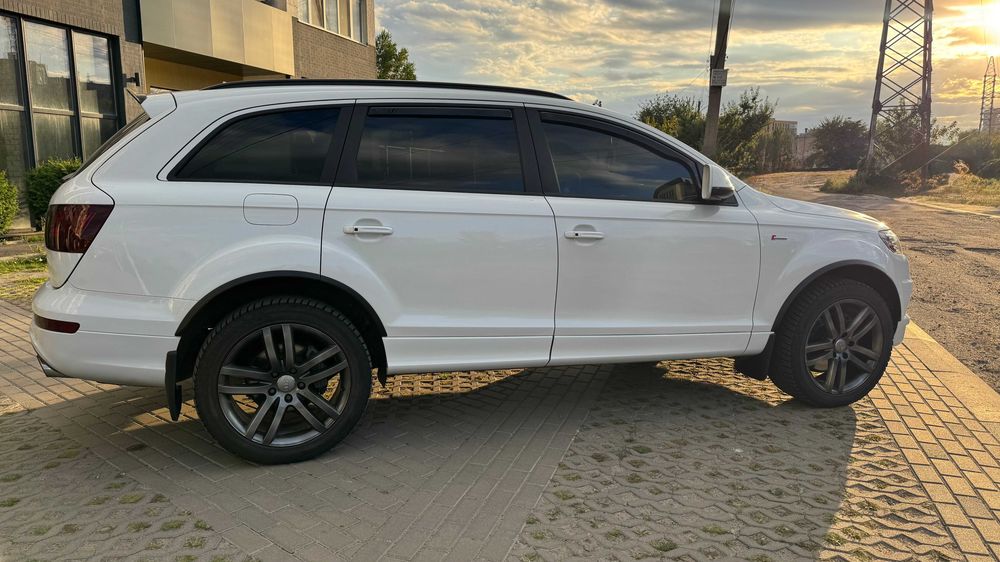 AUDI Q7 Prestige 2014
