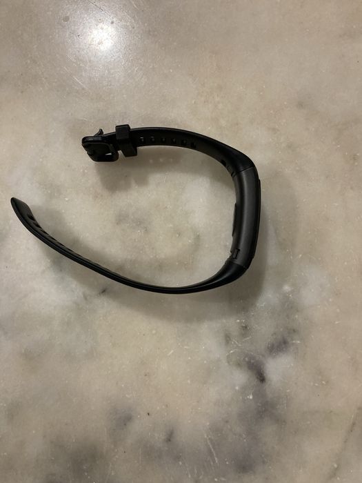 Huawei band 4 pro