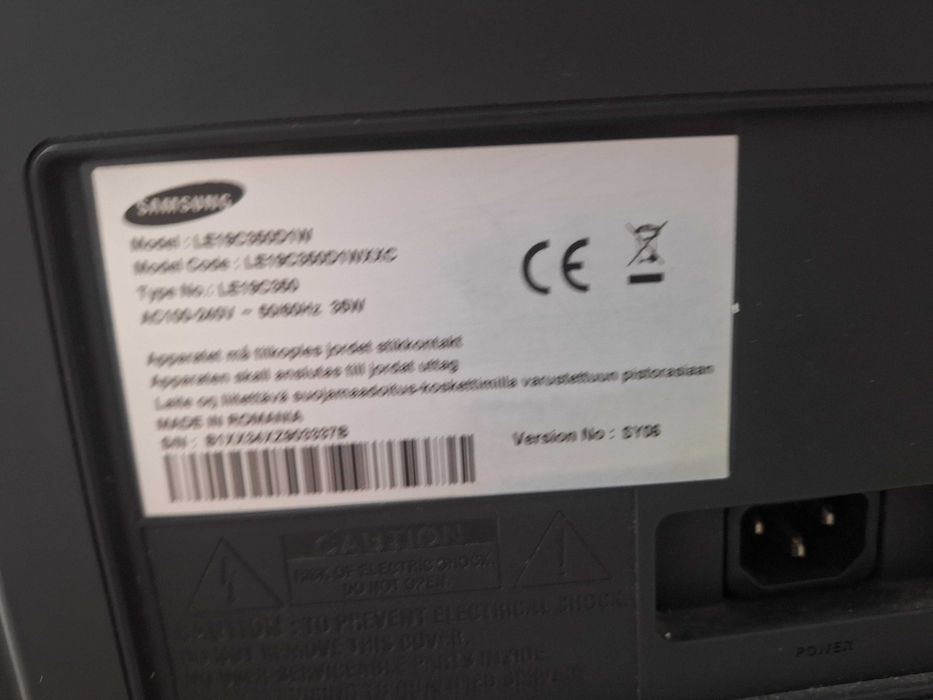 Televisão Samsung a funcionar perfeitamente. 19 polegadas