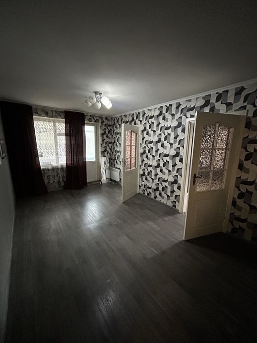 Продаж 3-кімнатної квартири Беляєва