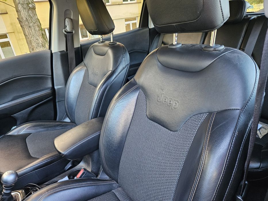 Sprzedam jeep compass Limited.