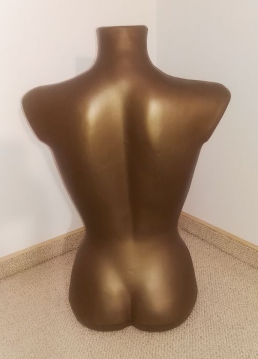 Manekiny złote damskie (14 sztuk)