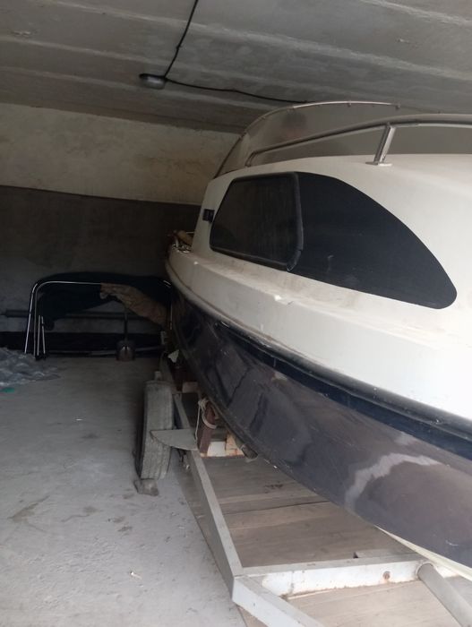 Катер Финмастер .