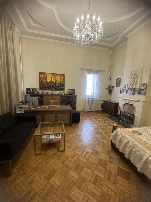 Продам 3-поверховий будинок Петропавлівська Борщагівка VD