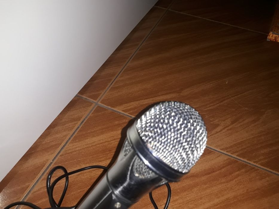 Microfone novo. .64170319937026124