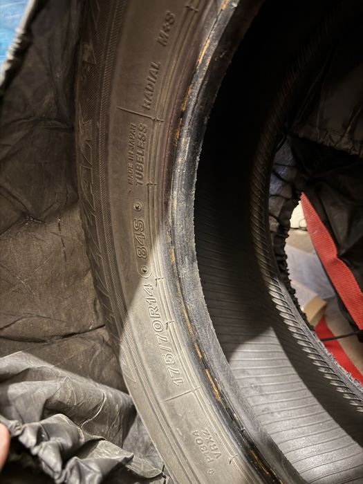 Bridgestone Blizzak VRX 175/70 R14 - 4 шт