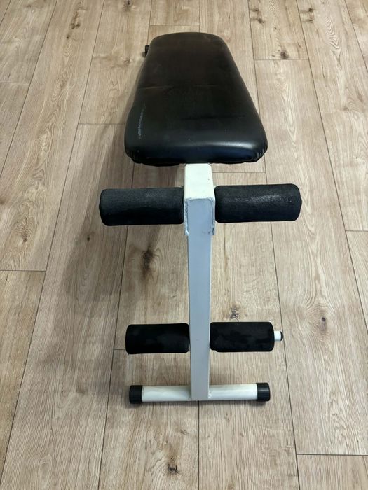 Ławeczka do brzuszków