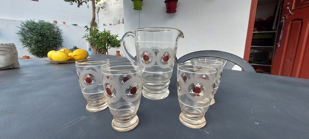 Conjunto jarro c/4 copos