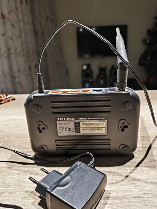 WI FI маршрутізатор  Tp- link в доброму та робочому стані, все працю