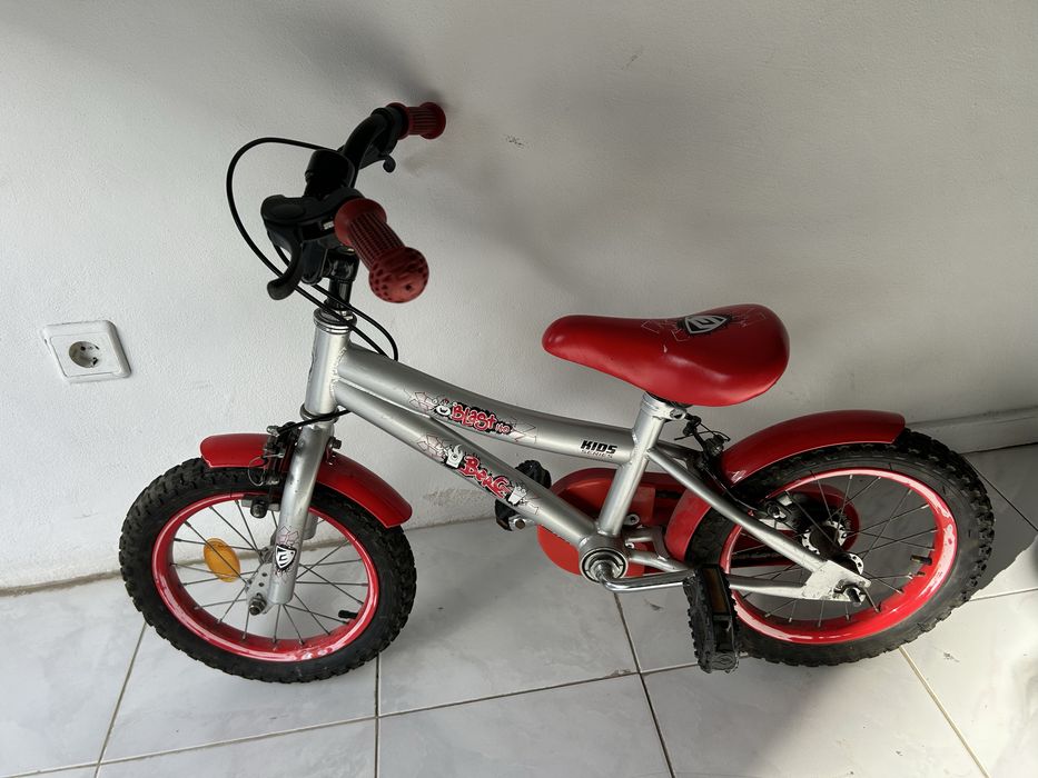 Bicicleta Infantil 14" em Bom Estado