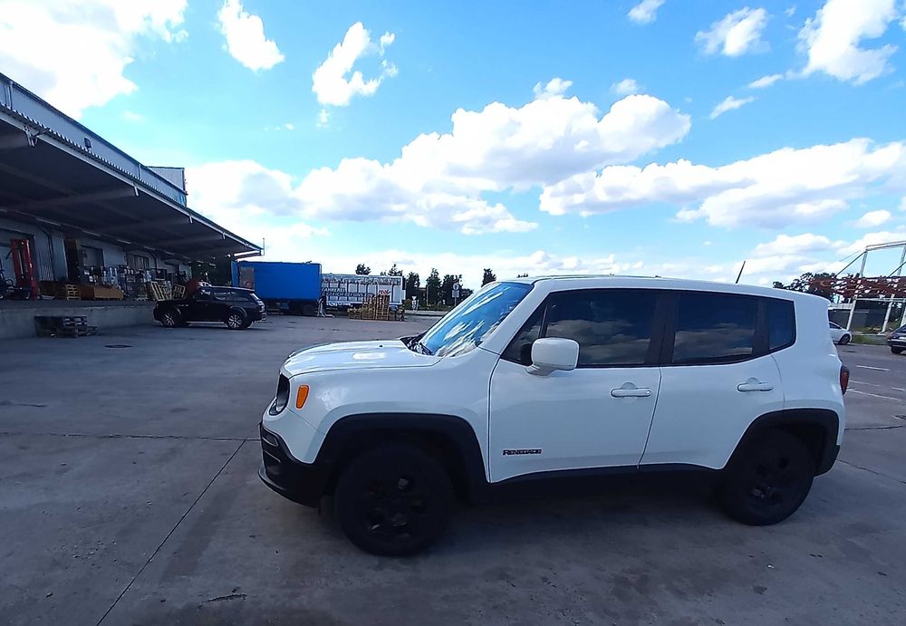 Авто Jeep Renegade