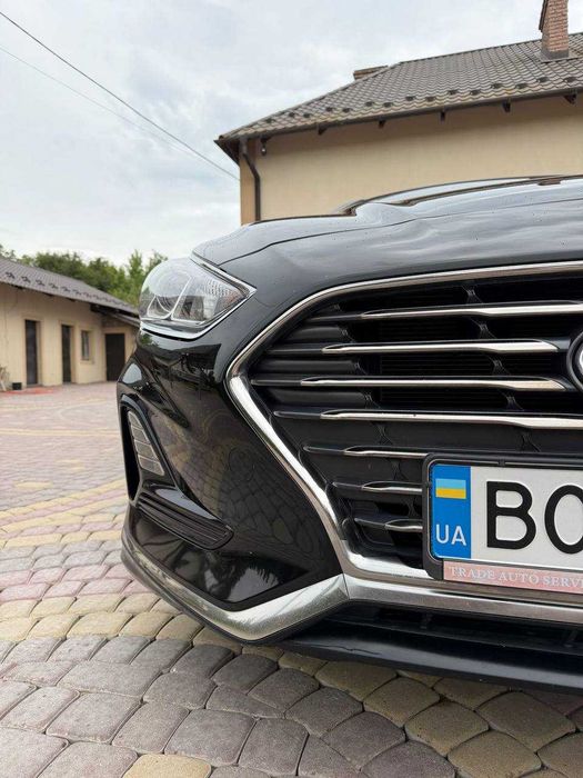 Hyundai Sonata 2018 VIN KMHE341DBKA517332 фото оголошення 3 з 24