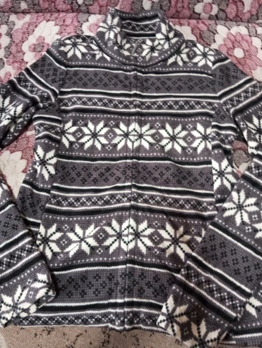 Розпродажа, женские влискы, пижамные кофты.