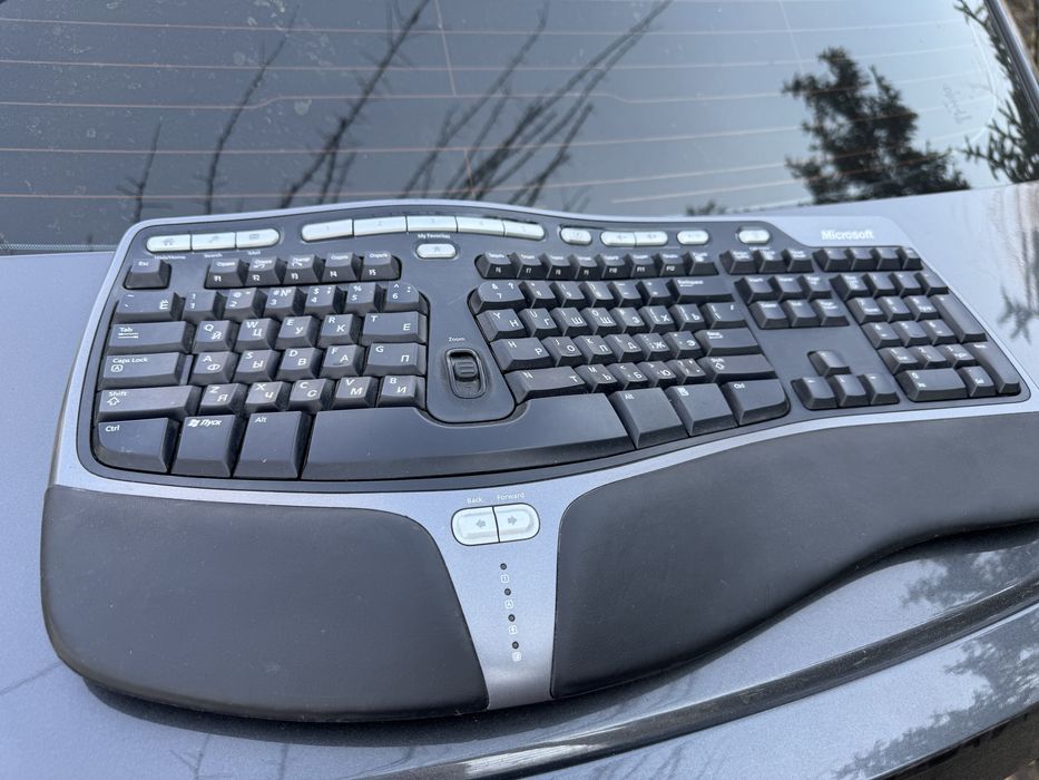 Клавіатура Microsoft в дуже хорошому стані б/в