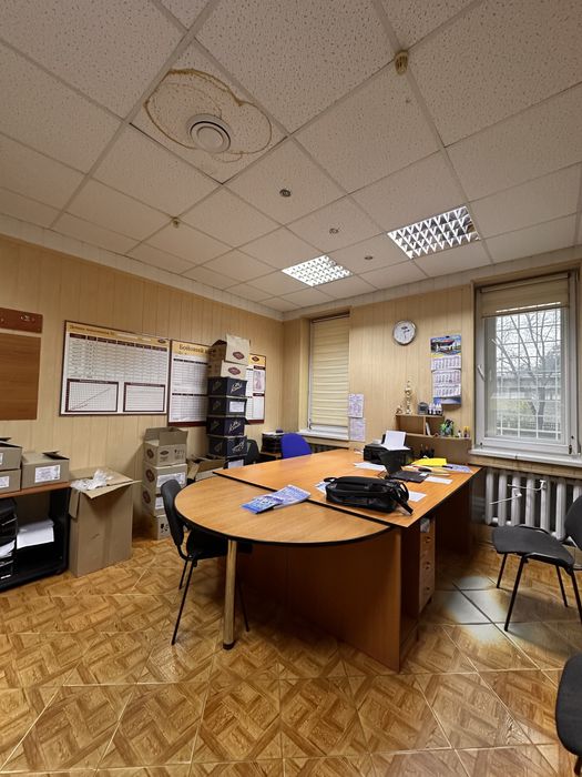 Офіси та складські приміщення Дніпровська