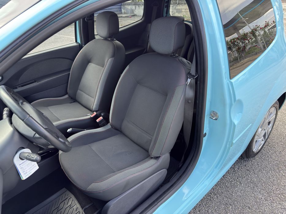 Renault Twingo 1.2 ano 2012 160,000km aceito retoma ou troca