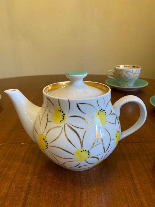 Чайный сервиз "Золотая ромашка" Барановка, винтаж
