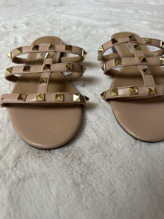 Босоніжки шльопанці Valentino