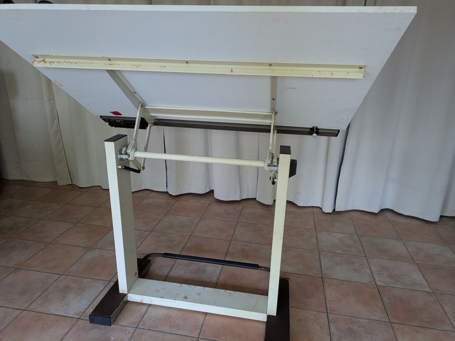 Mesa estirador desenho | Leonar neolt italy + réguas