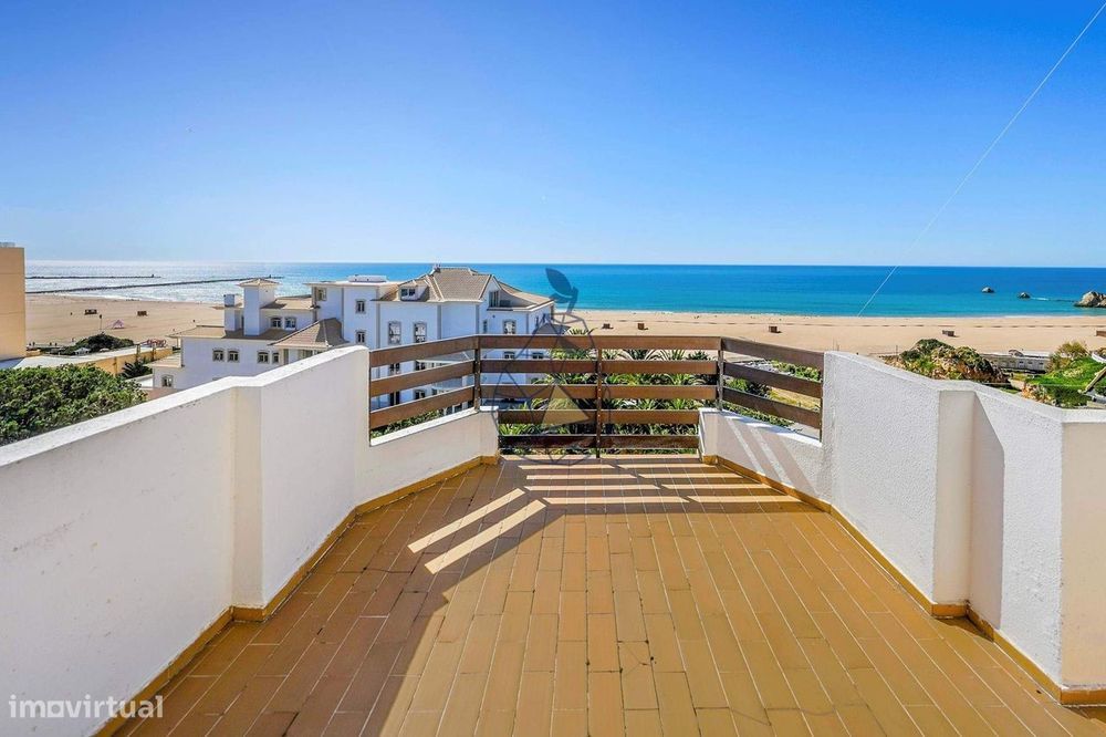 Penthouse Duplex T4 na Primeira Linha da Praia da Rocha | Vista Mar e