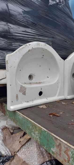 Wyprzedaż umywalka porcelanowa nowa