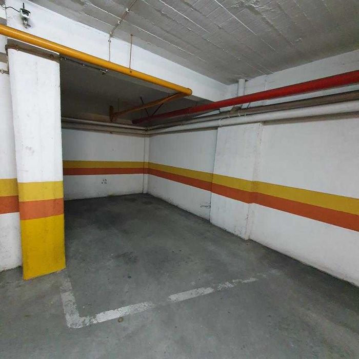 Lugar de garagem para 1 carro – Benfica - Rua Mestre Lima de Freitas