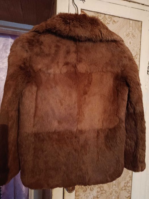 Полушубок жіночий