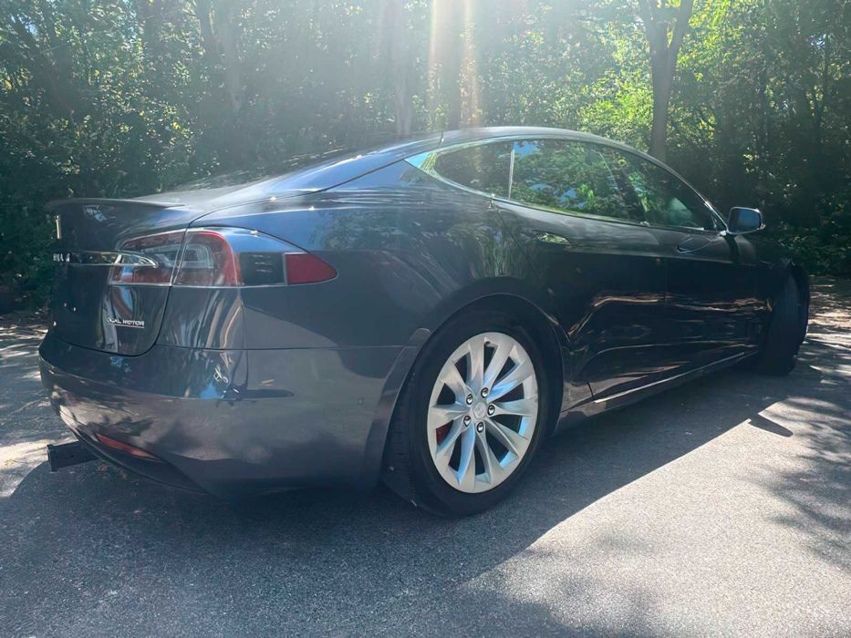 Tesla Model S 100D      2019