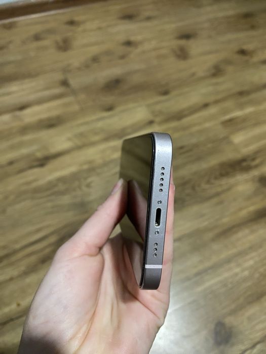 Срочно продам Iphone 13 128 gb Neverlock!