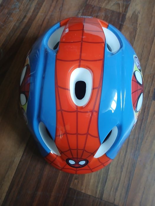 Kask rowerowy nowy rozm s