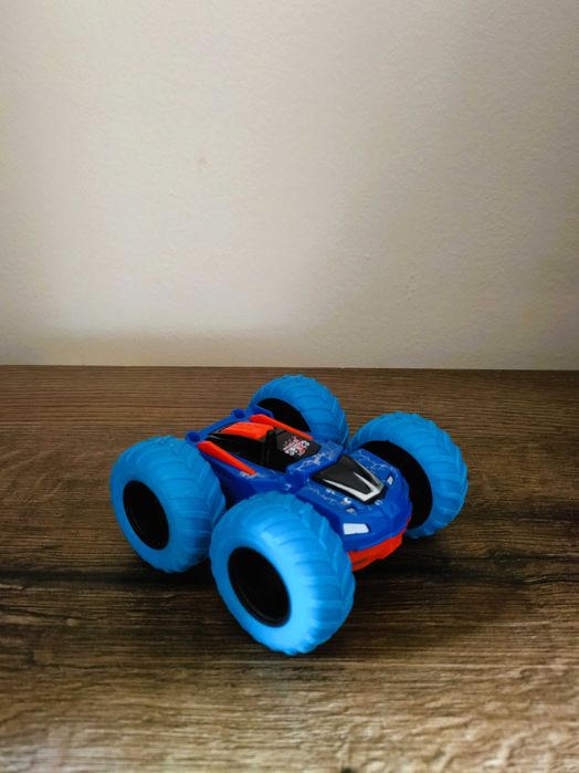 Zabawka auto samochodzik Dynamic Stunt