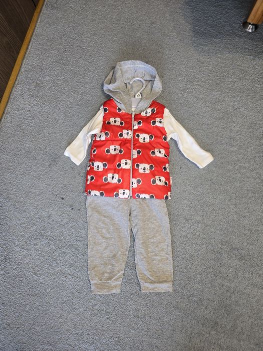 Костюм трійка для дівчики 80см, з желетом