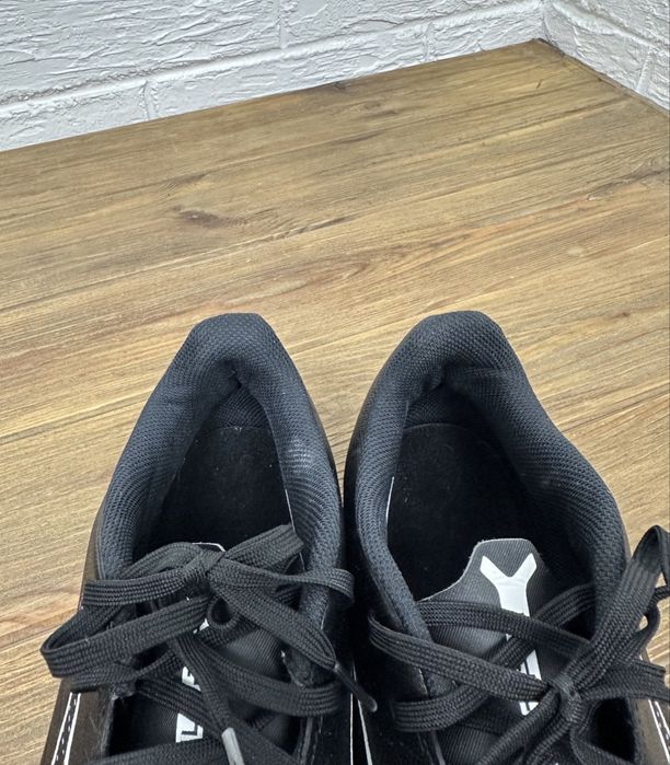 Футбольная обувь puma оригинал 44р футзалки бампы