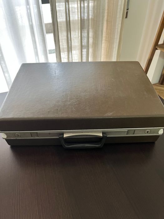 Pasta Samsonite antiga