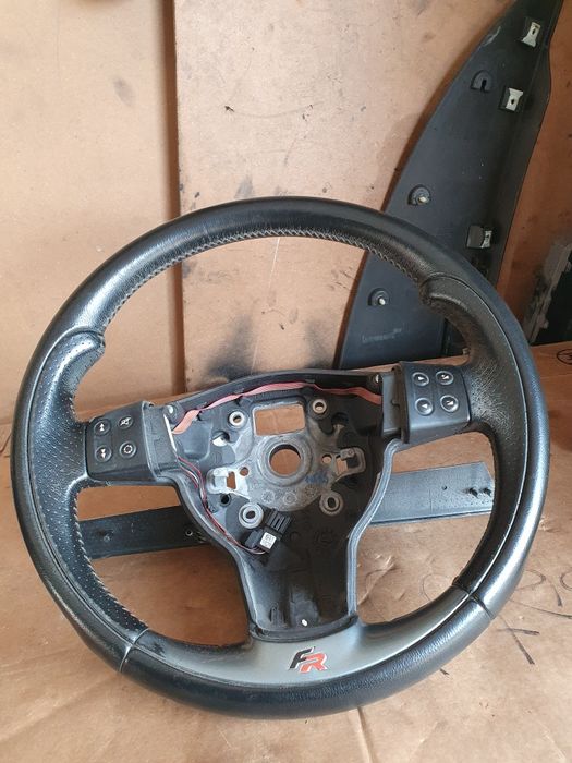 Volante Seat Leon 1P FR