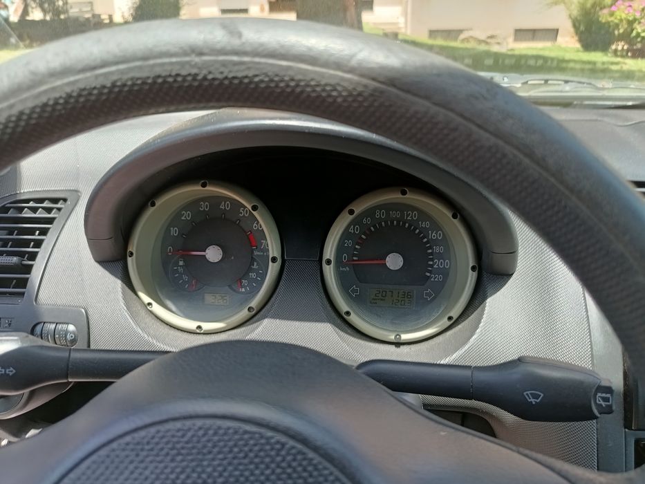 Carro Volkswagen 2001