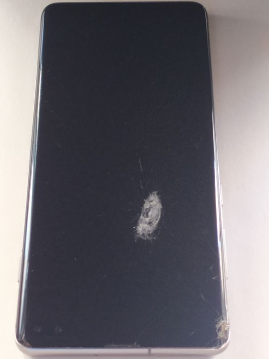 Пелефот Samsung S 10Plus 6/128.