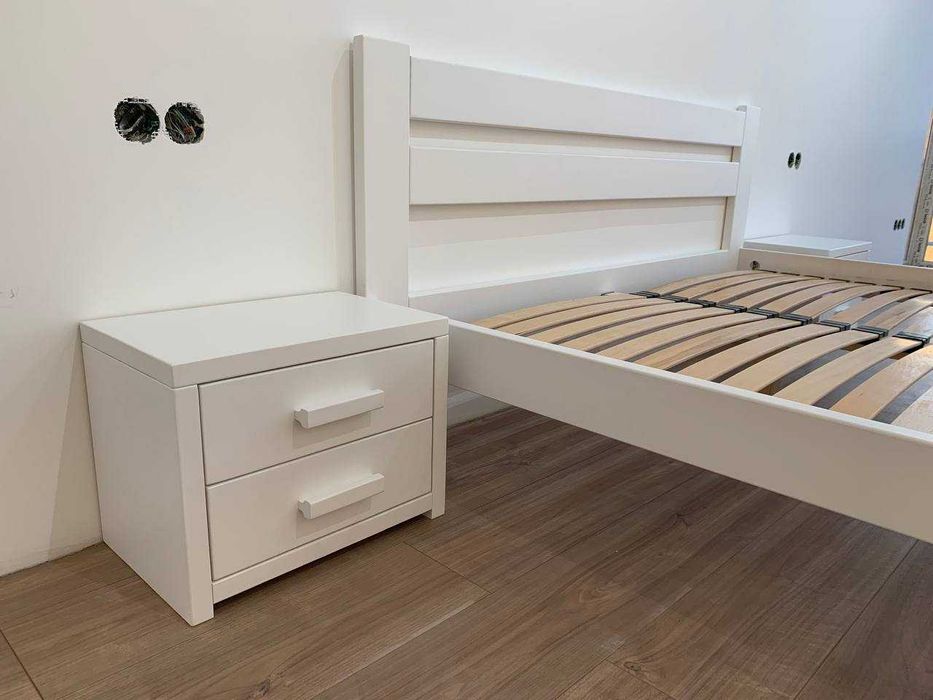 Дерев'яне ліжко вільха