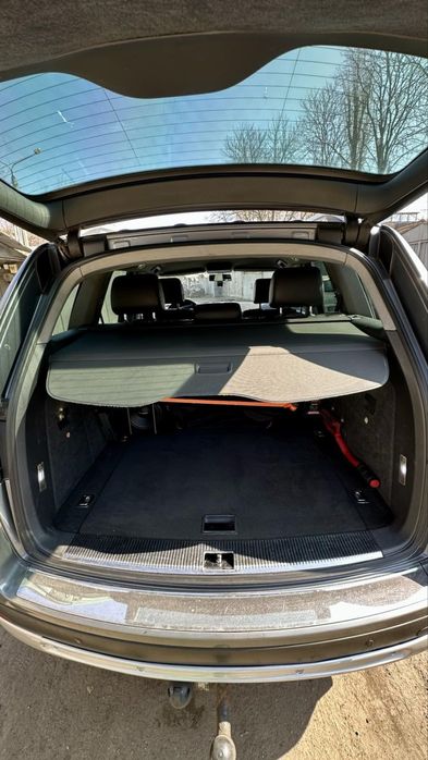 Таурег 3.2  газ/бенз 2004 р.